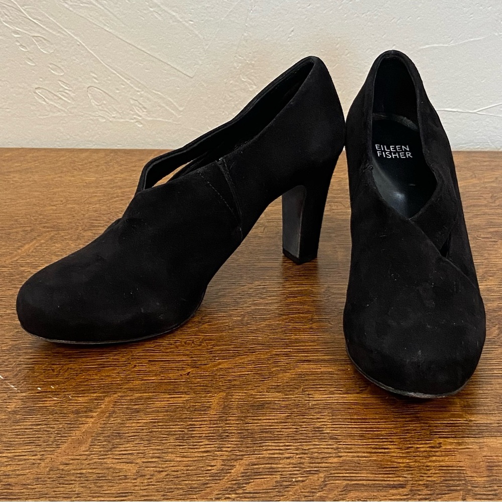 EILEEN FISHER BLACK SUEDE MODERN HEEL ANKLE CLASSIC COMFORTABLE CHIC PUMPS